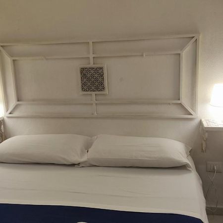Piccola Maison Nel Centro Di Napoli Екстериор снимка