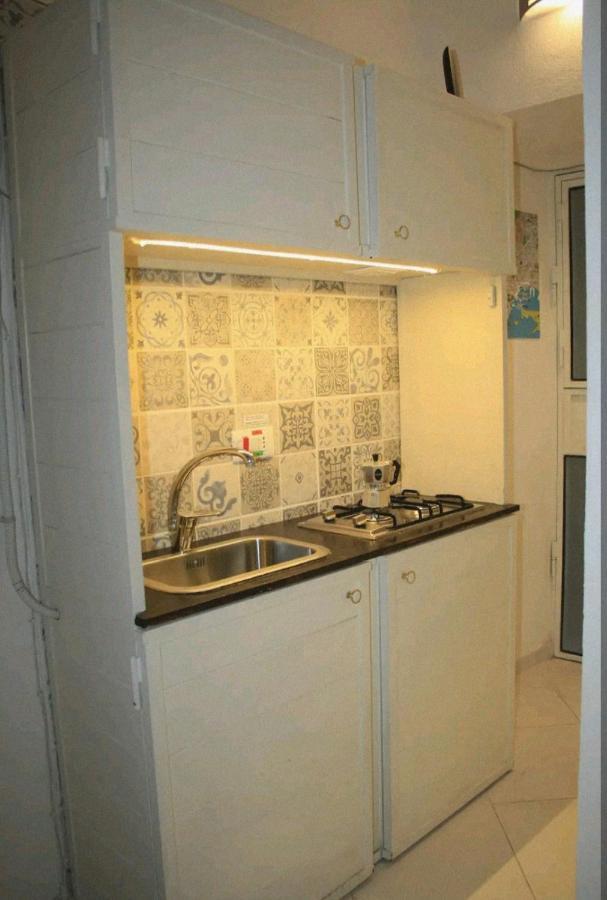 Piccola Maison Nel Centro Di Napoli Екстериор снимка