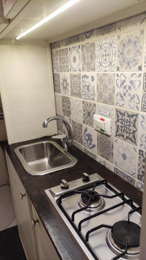 Piccola Maison Nel Centro Di Napoli Екстериор снимка
