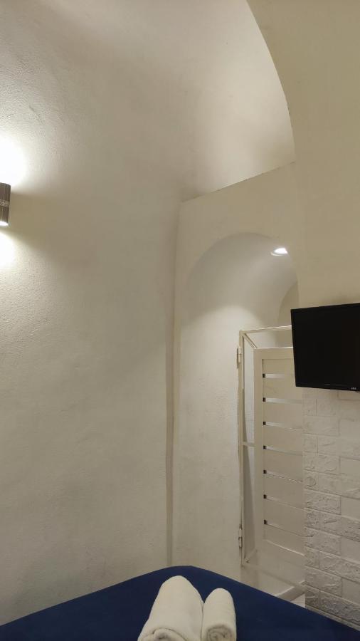 Piccola Maison Nel Centro Di Napoli Екстериор снимка